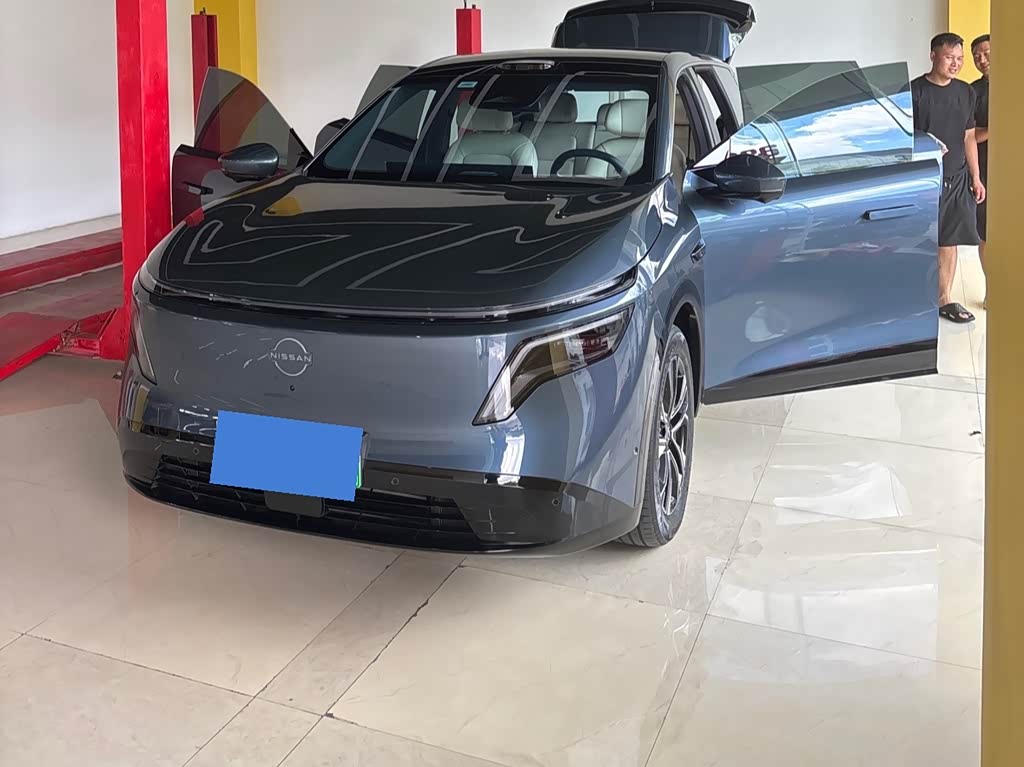 Nissan NX8