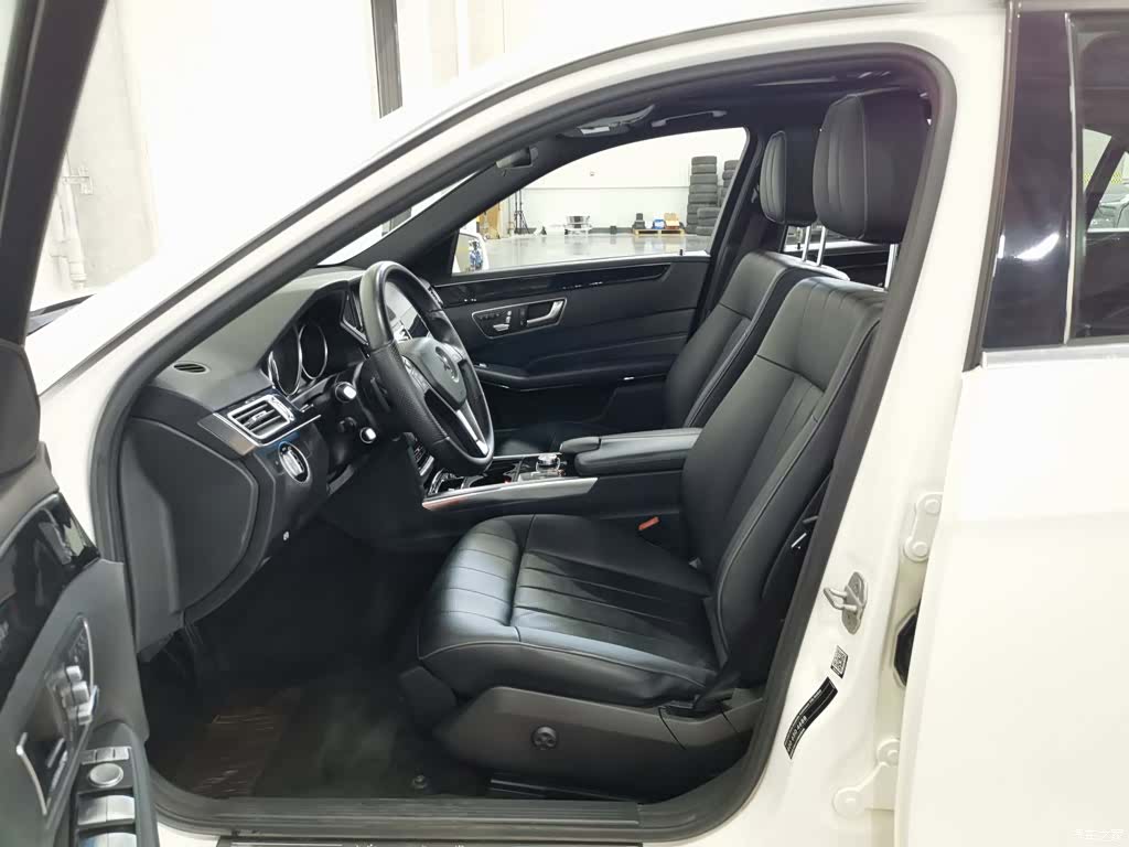 Mercedes-Benz E-Class, 2015 10