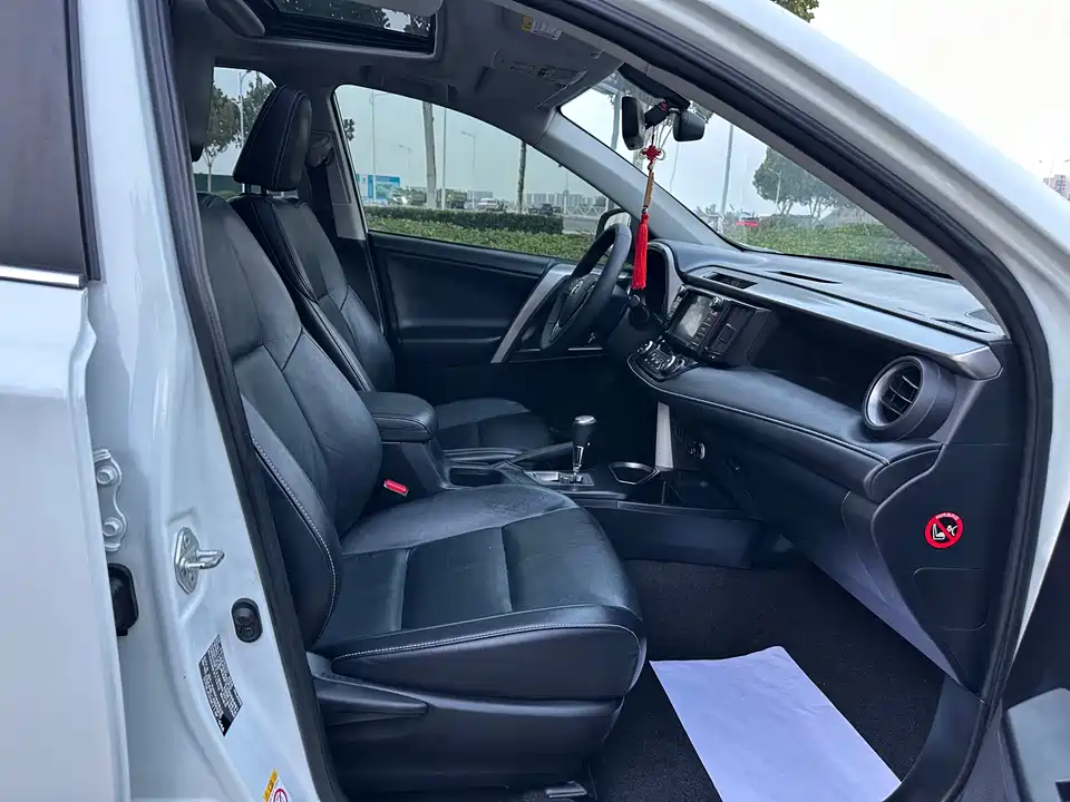 Toyota RAV4 Rongfang