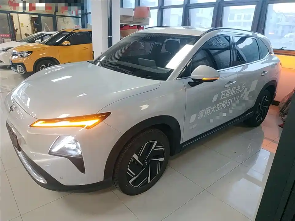 Wuling Wuling Xingguang S