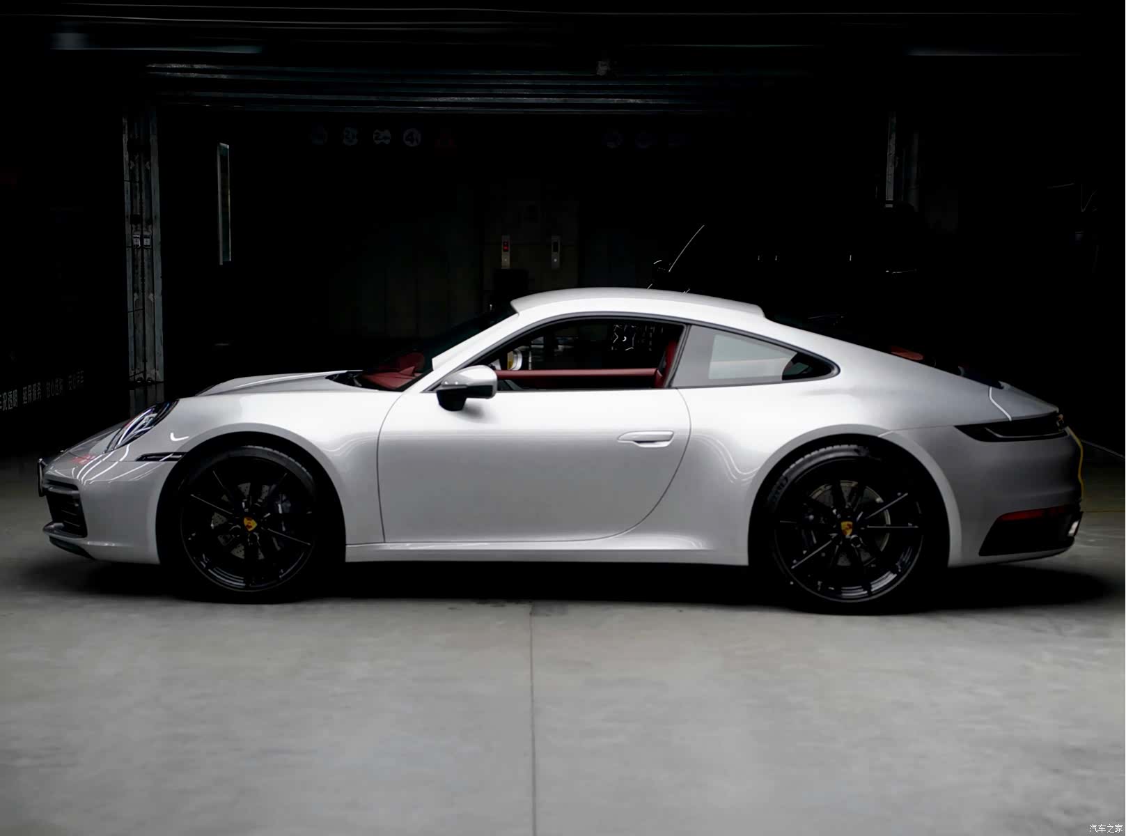 Porsche 911, 2024 4