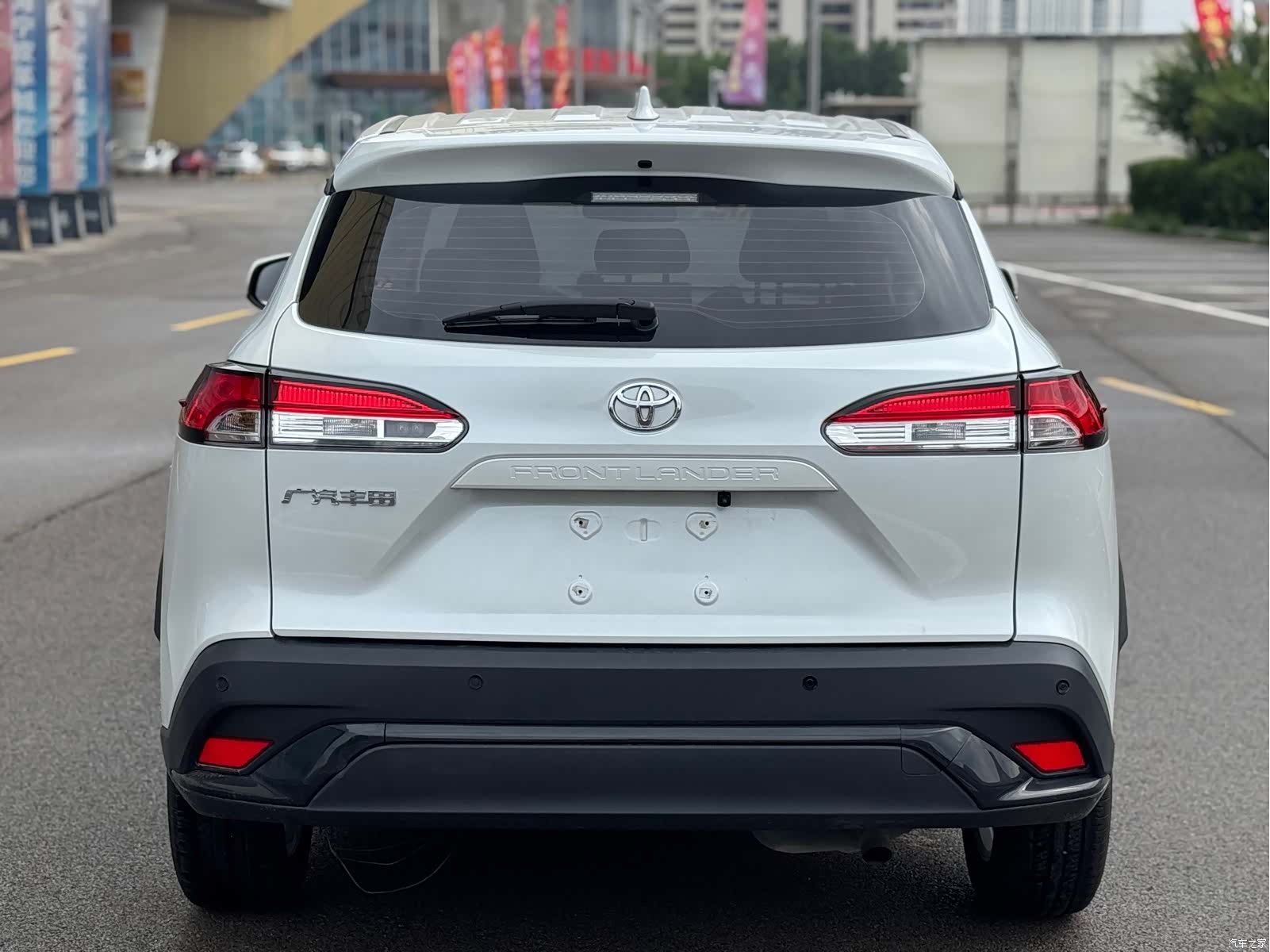 Toyota Frontlander, 2022 все фото