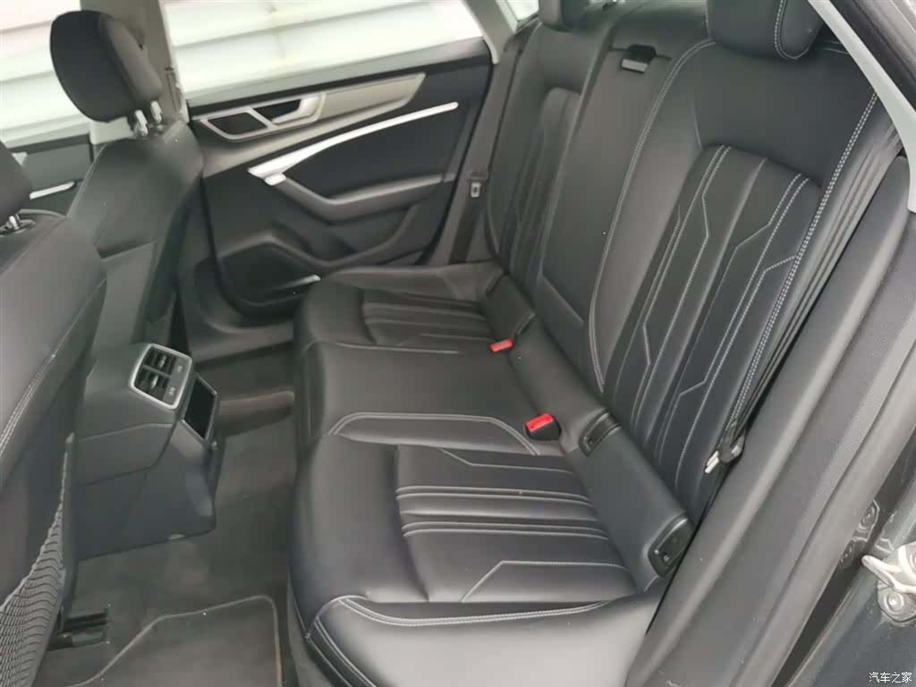 Audi A7, 2025 24