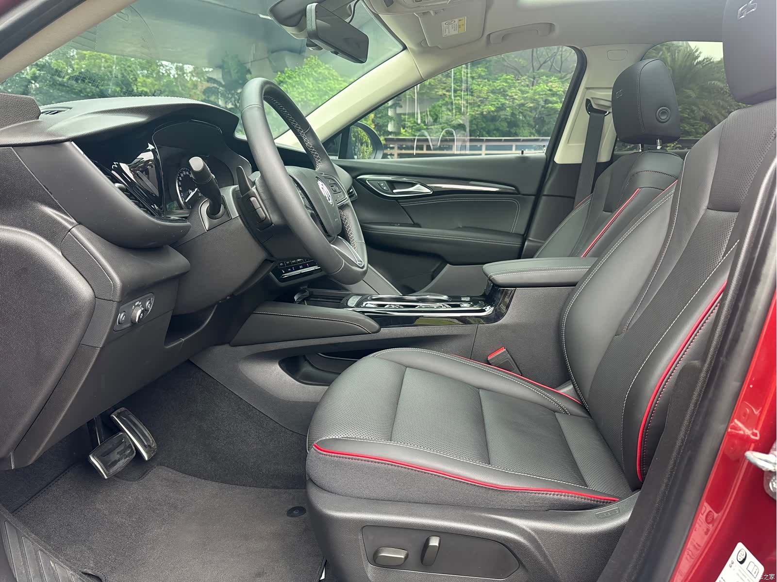 Buick Envision, 2022 10
