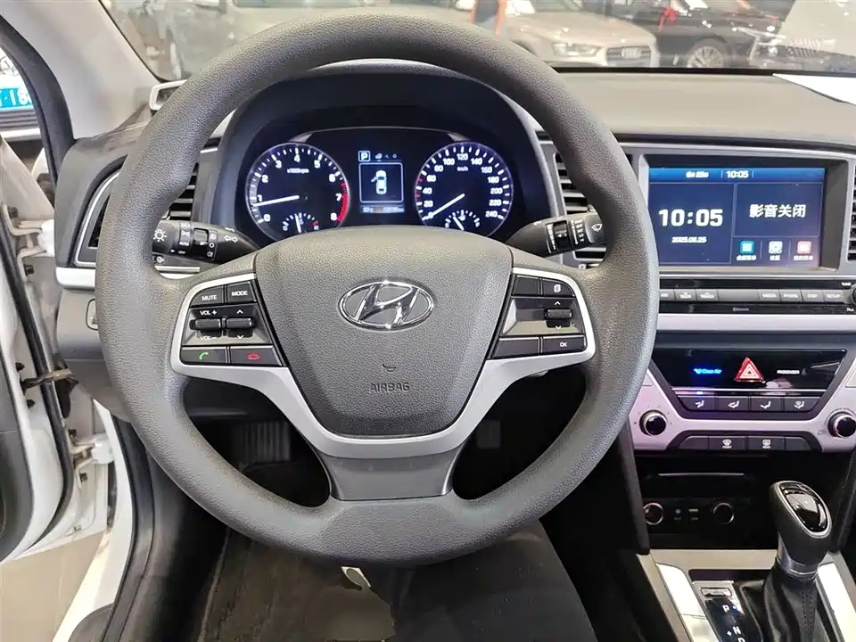Hyundai Lead