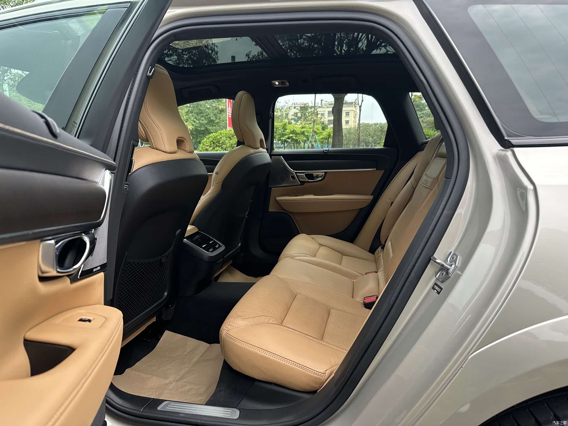 Volvo V90, 2019 6
