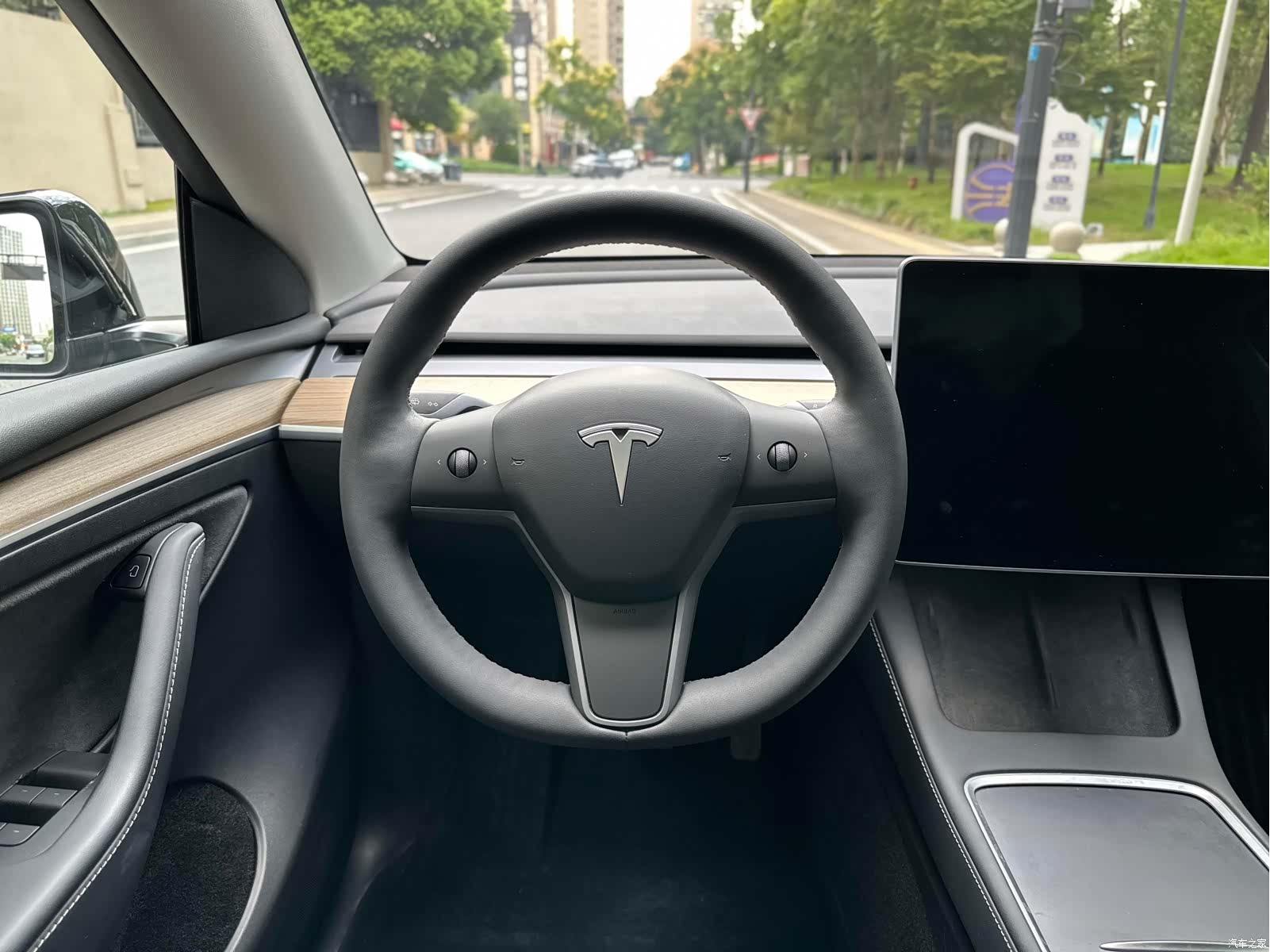 Tesla Model Y, 2022 6