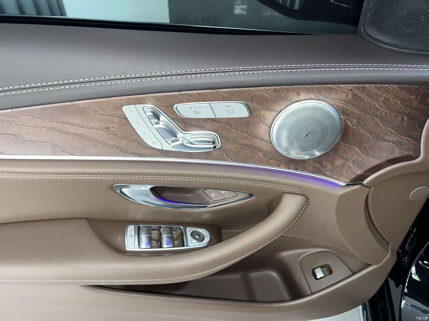 Mercedes-Benz E-Class, 2021 18