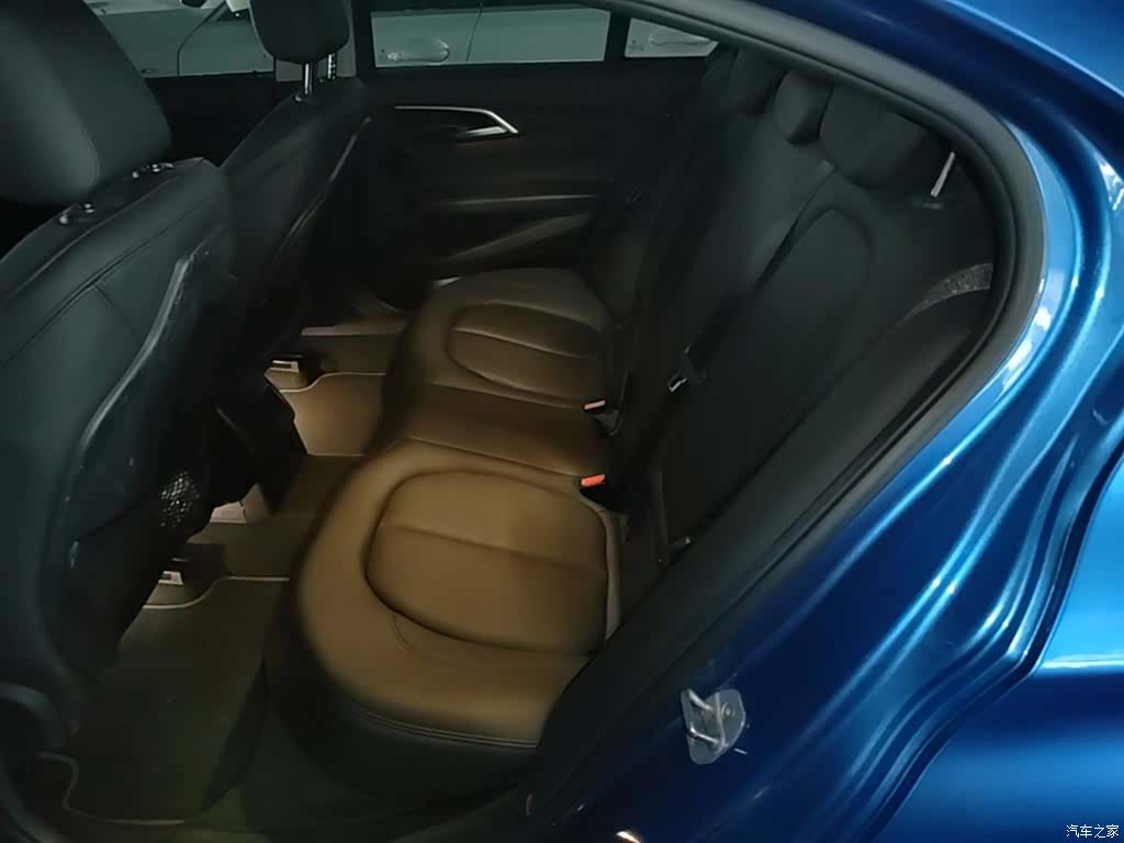 BMW 1 Series, 2018 17