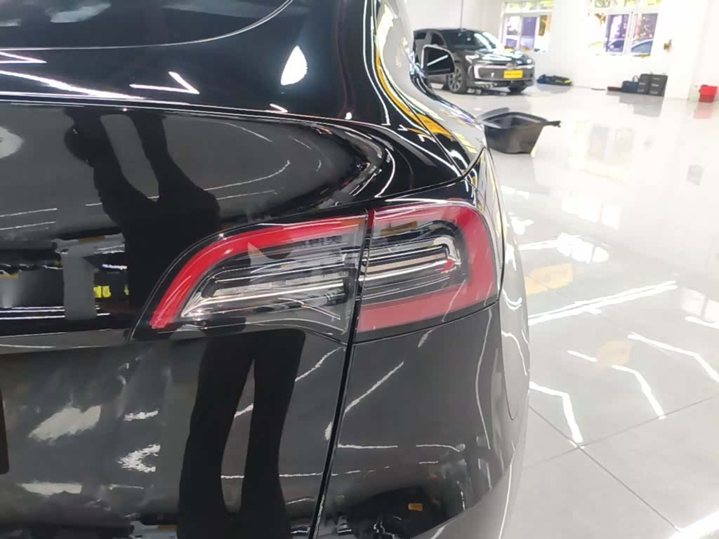 Tesla Model Y, 2023 8