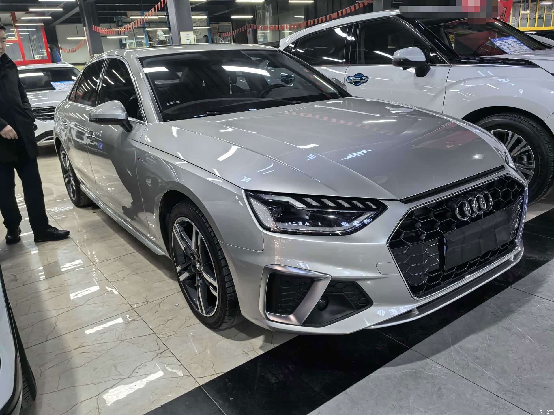 Audi A4L, 2021 3