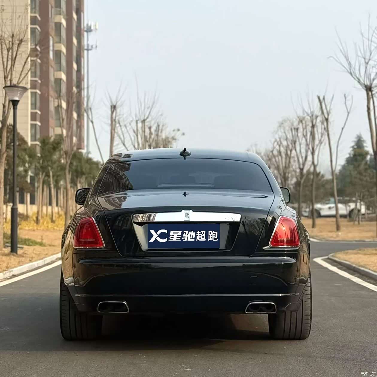 Rolls-Royce Ghost, 2011 4