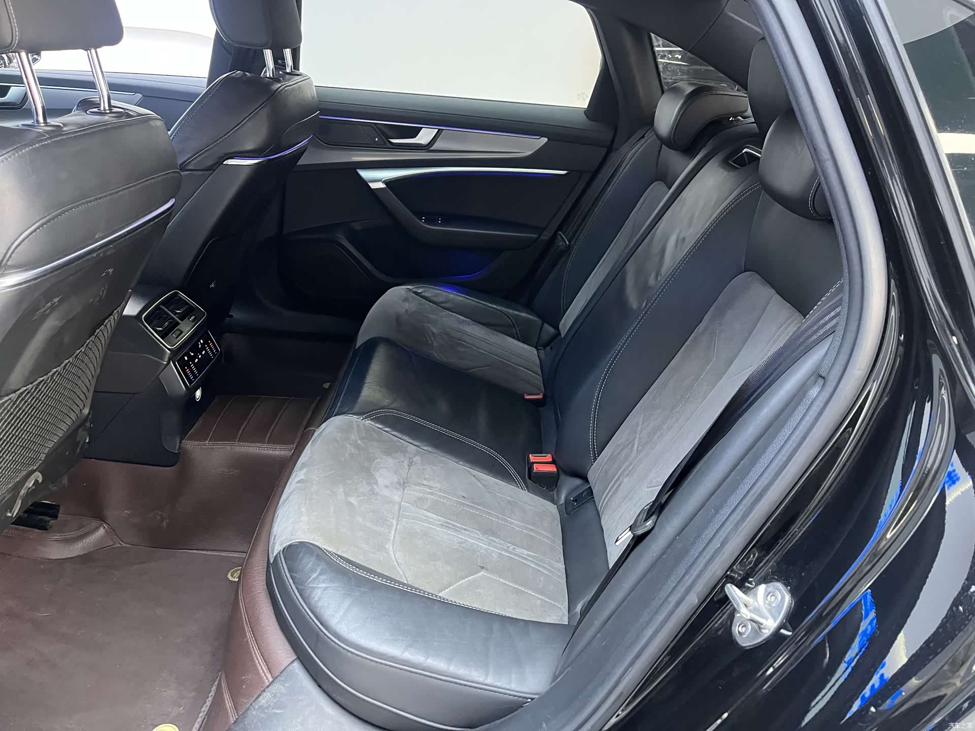 Audi A6L, 2021 8