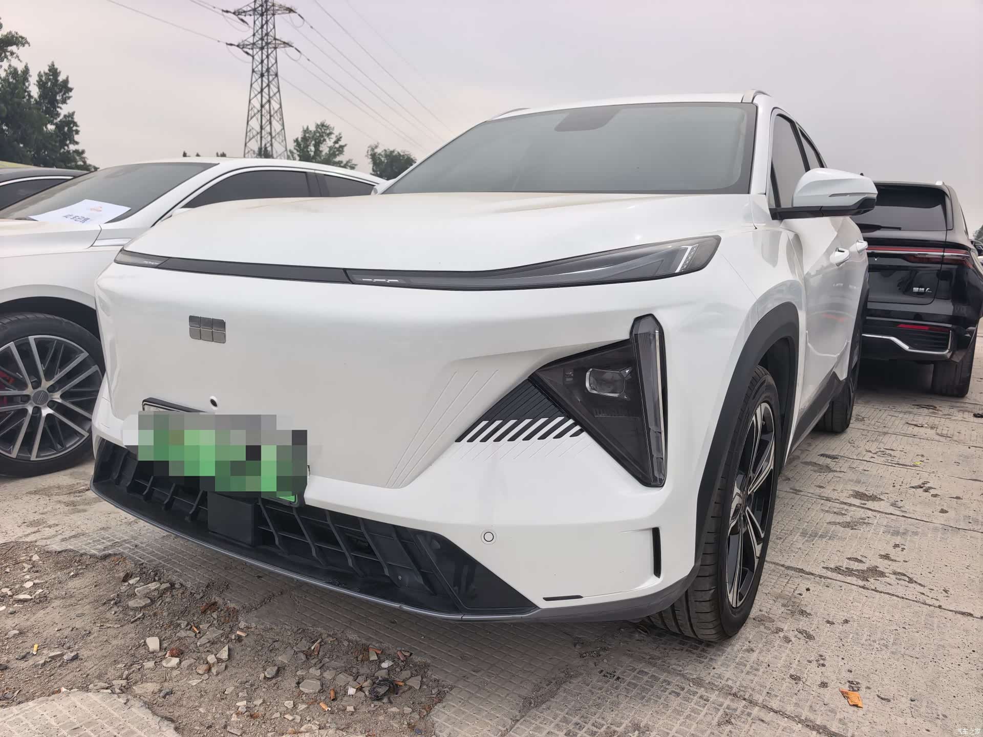 Geely Galaxy L7, 2023 1