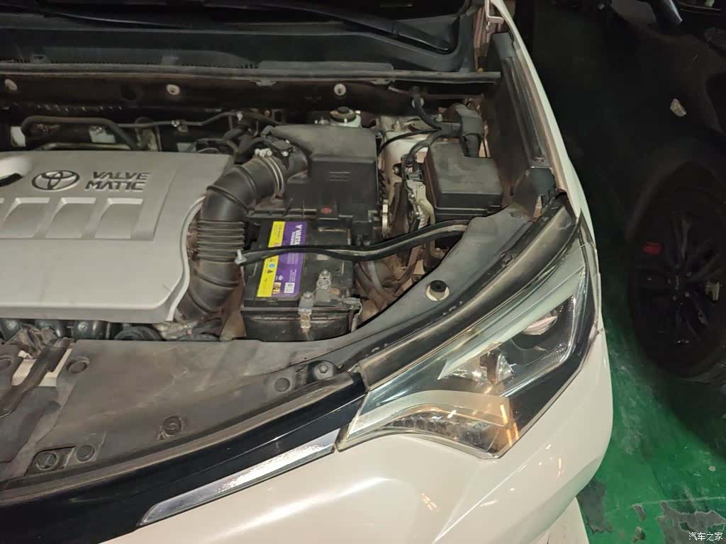 Toyota RAV4, 2016 24