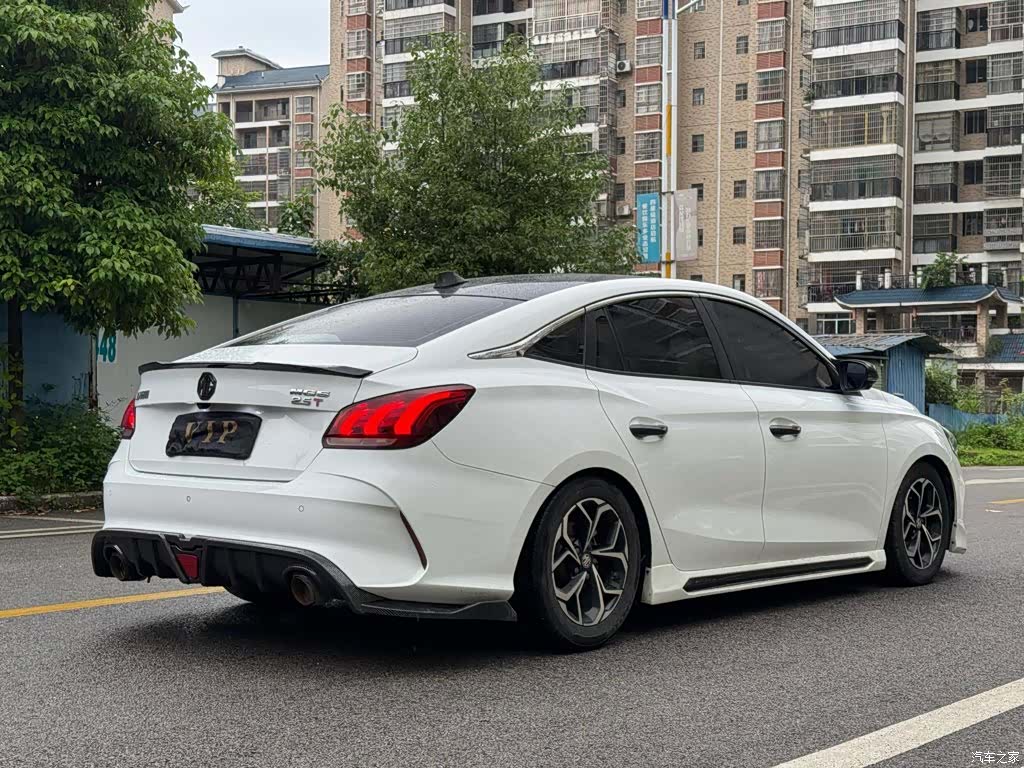 MG MG5, 2021 9