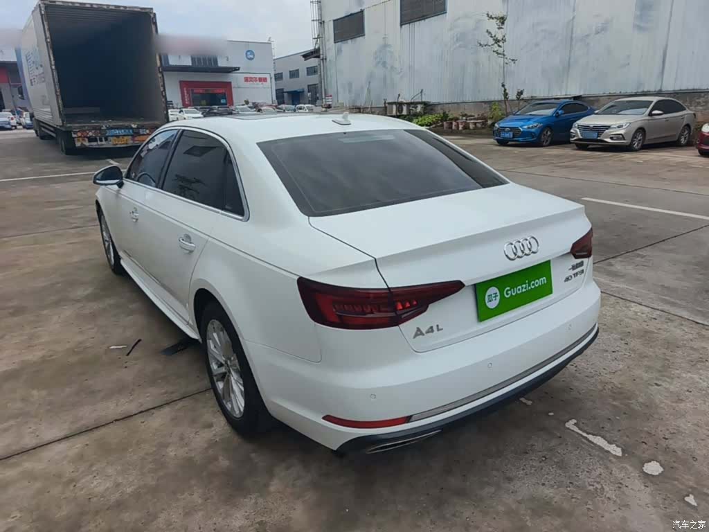 Audi A4L, 2019 23