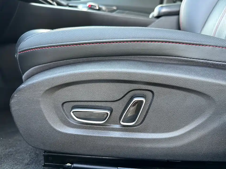 Trumpchi Shadow Leopard