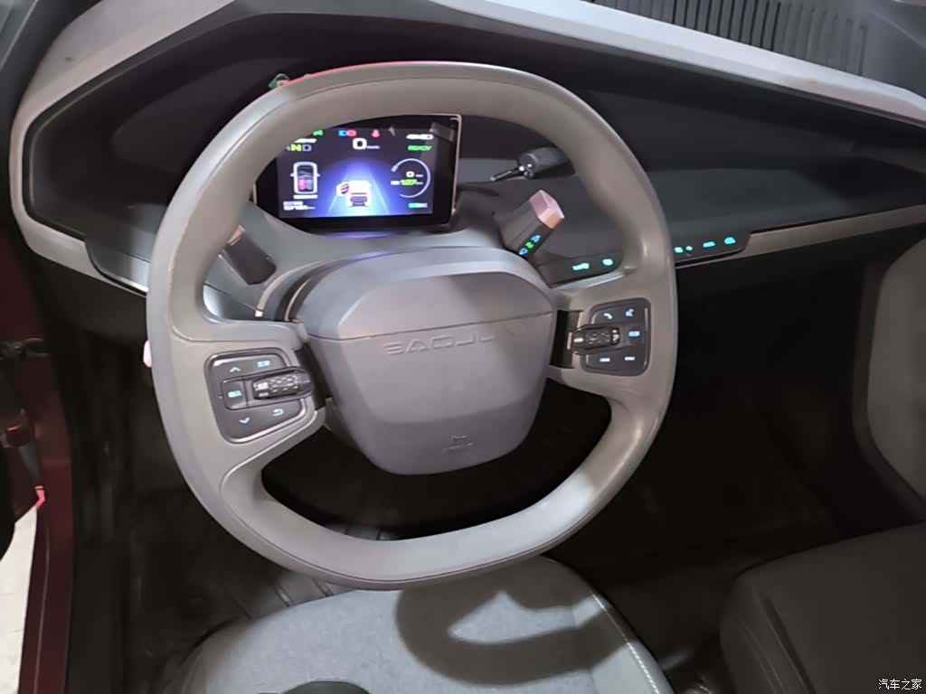 Wuling E200, 2020 11