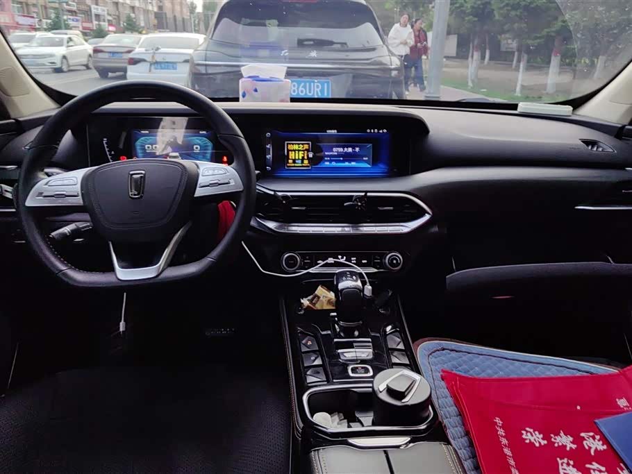 Besturn T77 Besturn T77