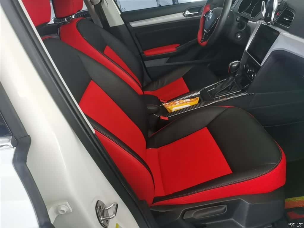 Volkswagen Lamando, 2016 25