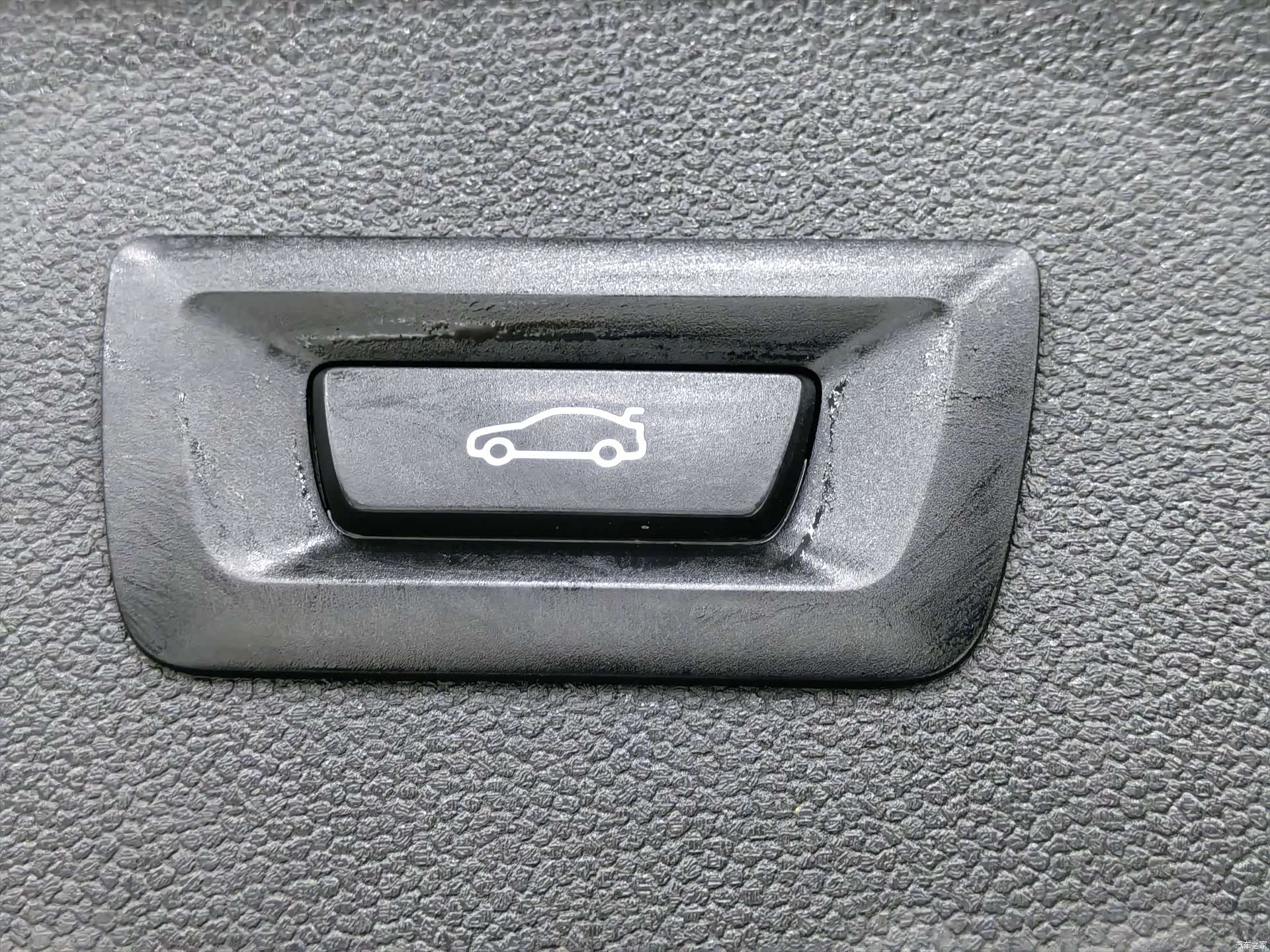 BMW iX, 2023 24
