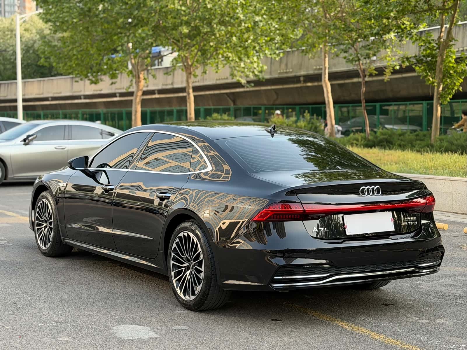 Audi A7L, 2024 17
