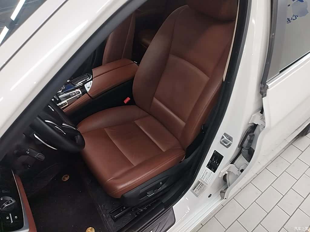 BMW 5 Series, 2015 15