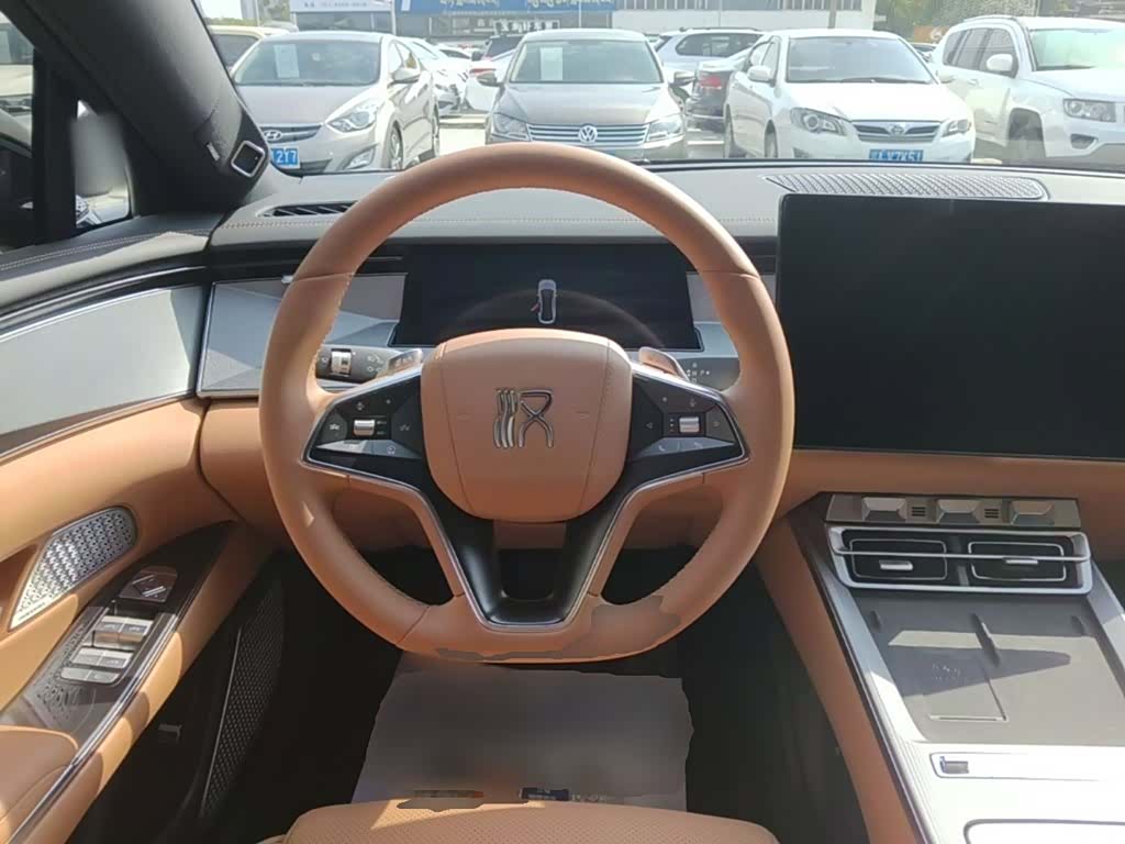 BYD Han, 2025 11