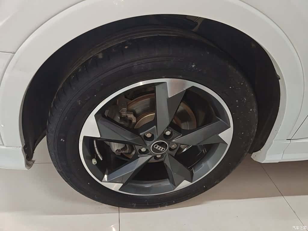 Audi Q3, 2022 23