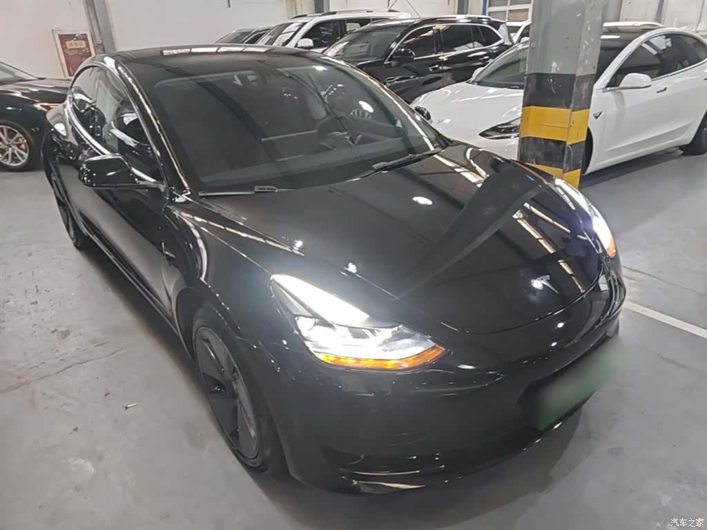 Tesla Model 3, 2023 4