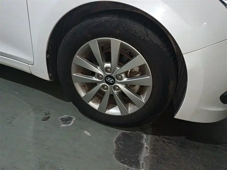 Hyundai Name picture