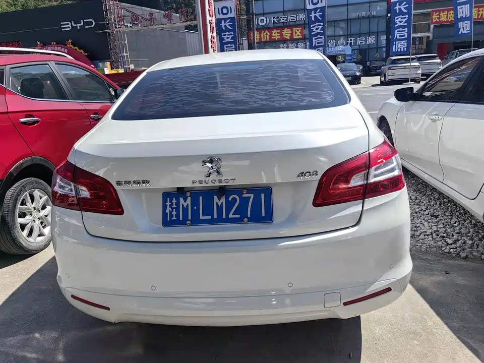 Peugeot 408