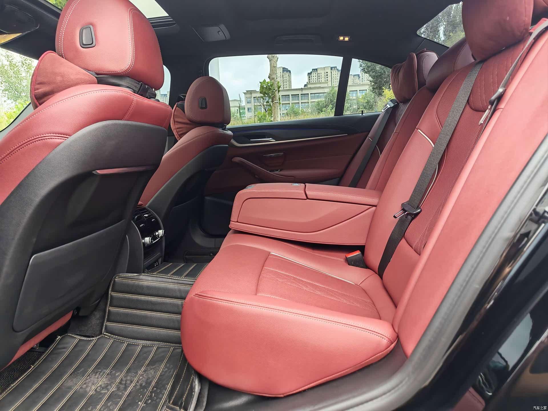 BMW 5 Series, 2022 6