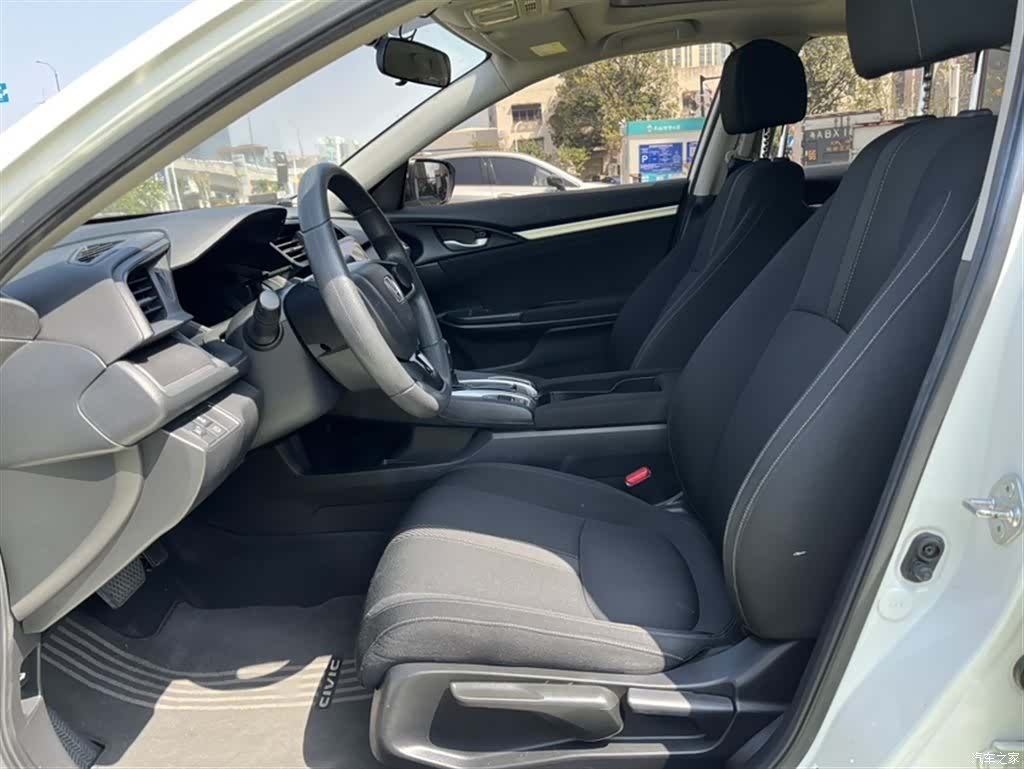 Honda Civic, 2018 15