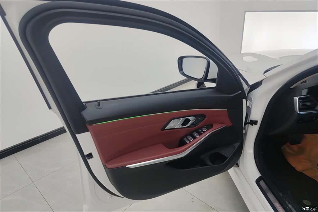 BMW 3 Series, 2021 7