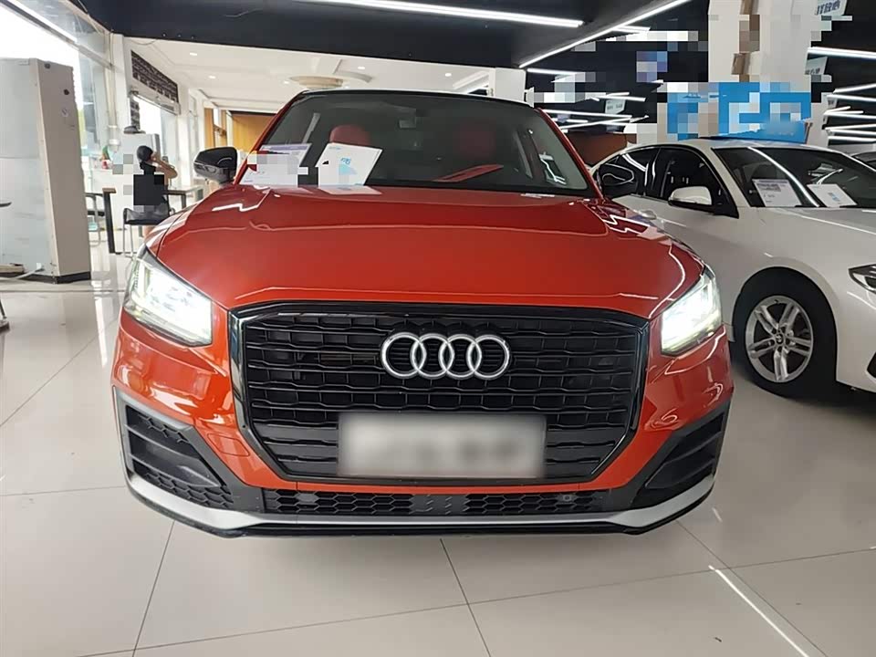 Audi Q2L Audi Q2L