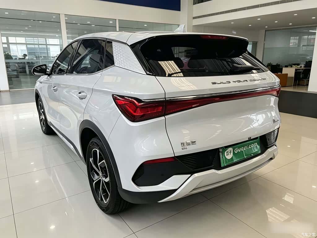 BYD Yuan, 2022 все фото