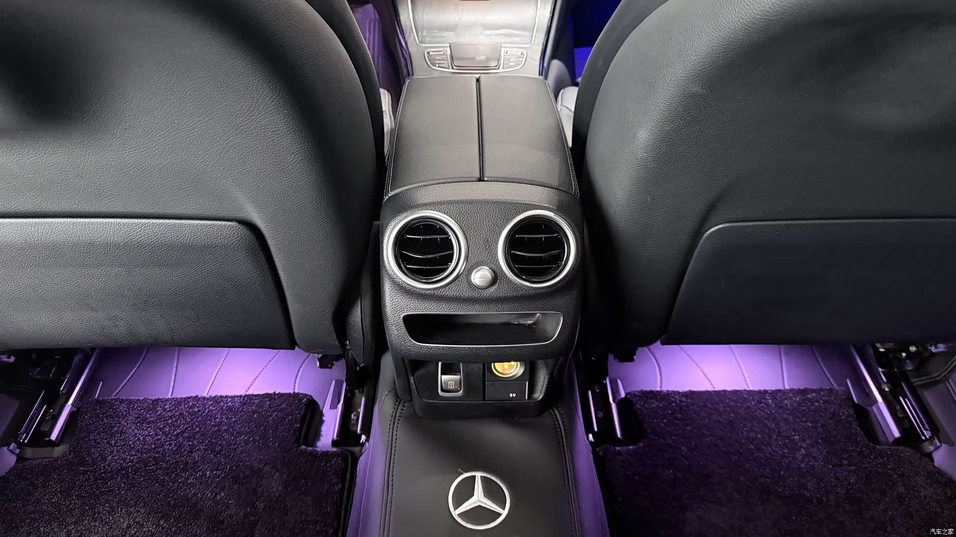 Mercedes-Benz C-Class, 2021 11