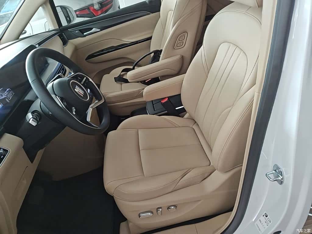 Buick GL8, 2025 22