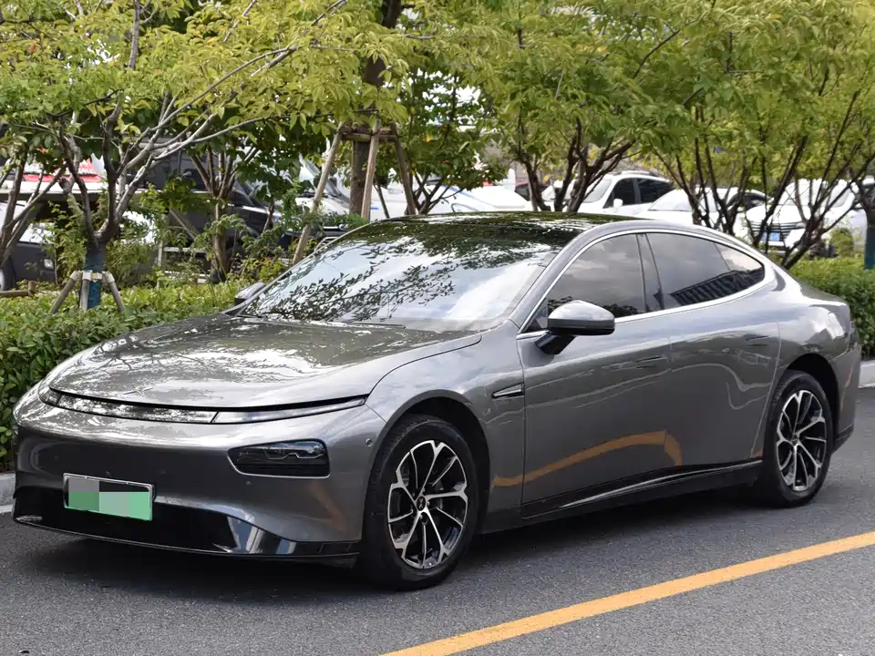 XPENG P7