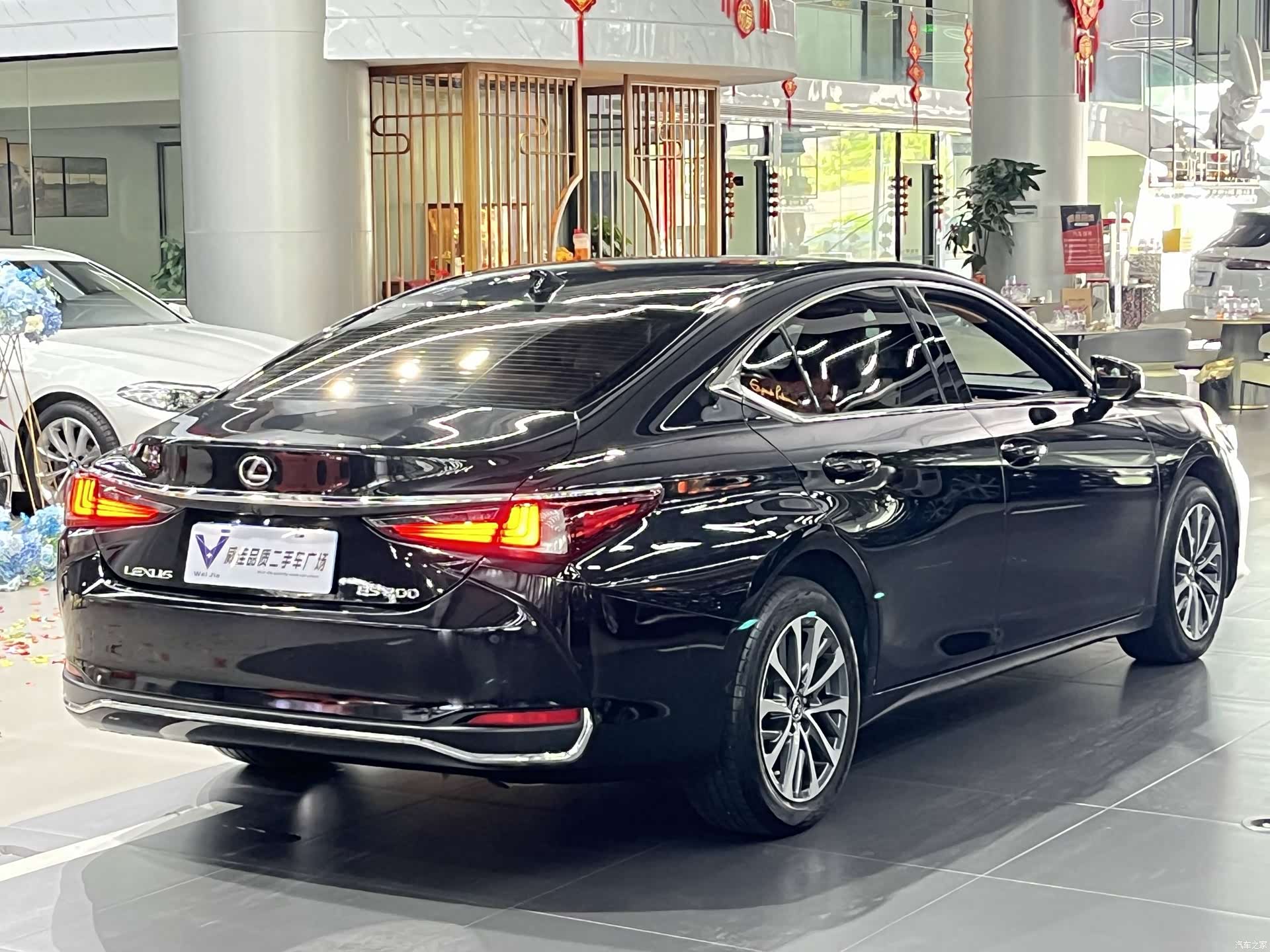 Lexus ES, 2024 7