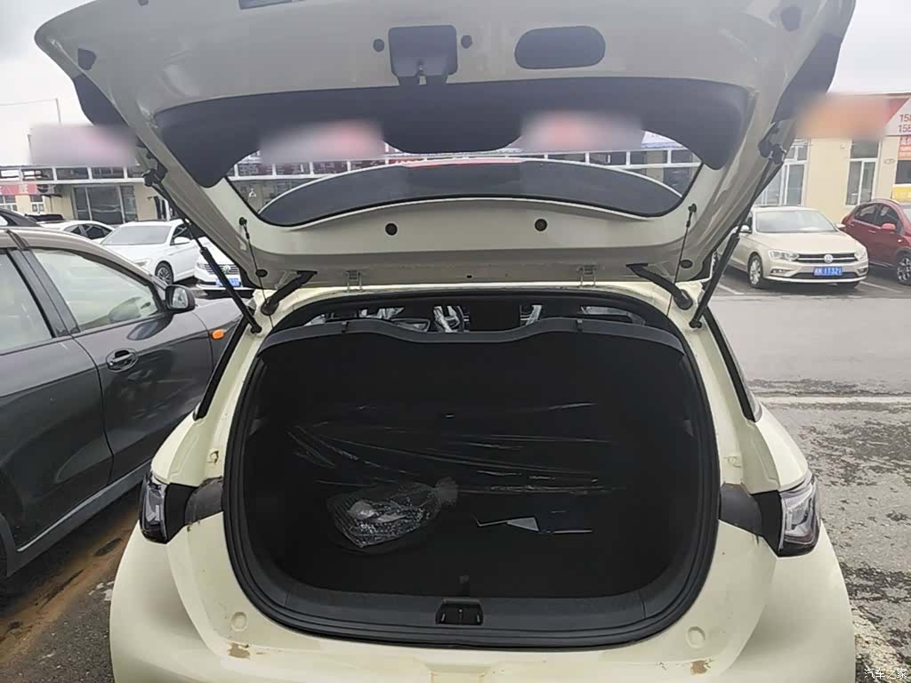BYD Dolphin, 2026 19
