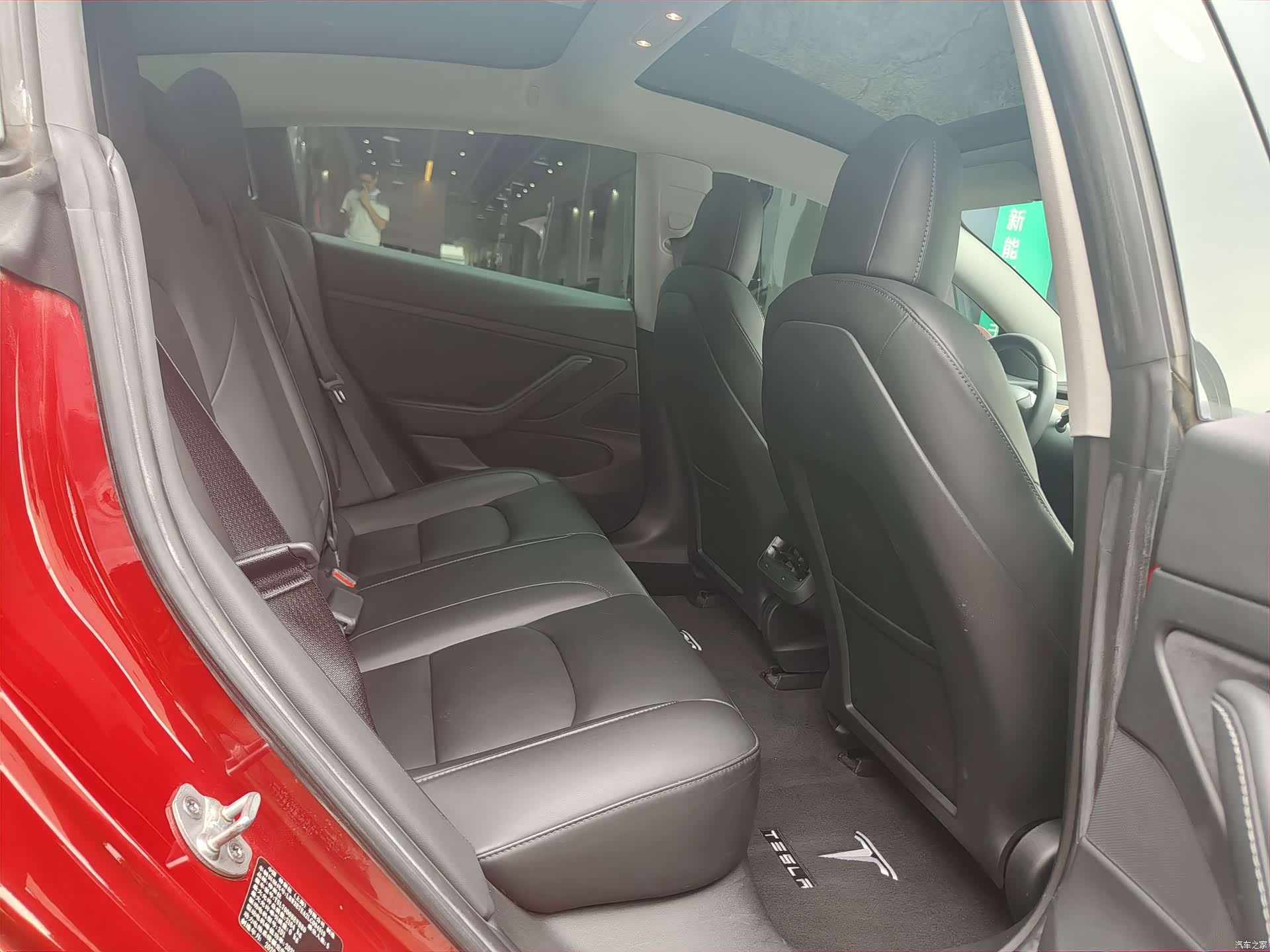 Tesla Model 3, 2020 11