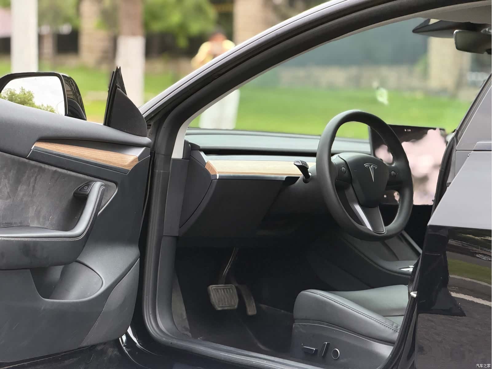 Tesla Model 3, 2023 все фото