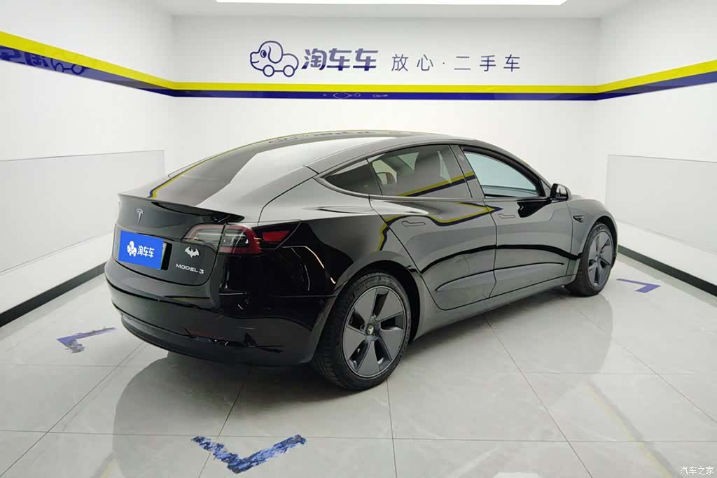 Tesla Model 3, 2023 3