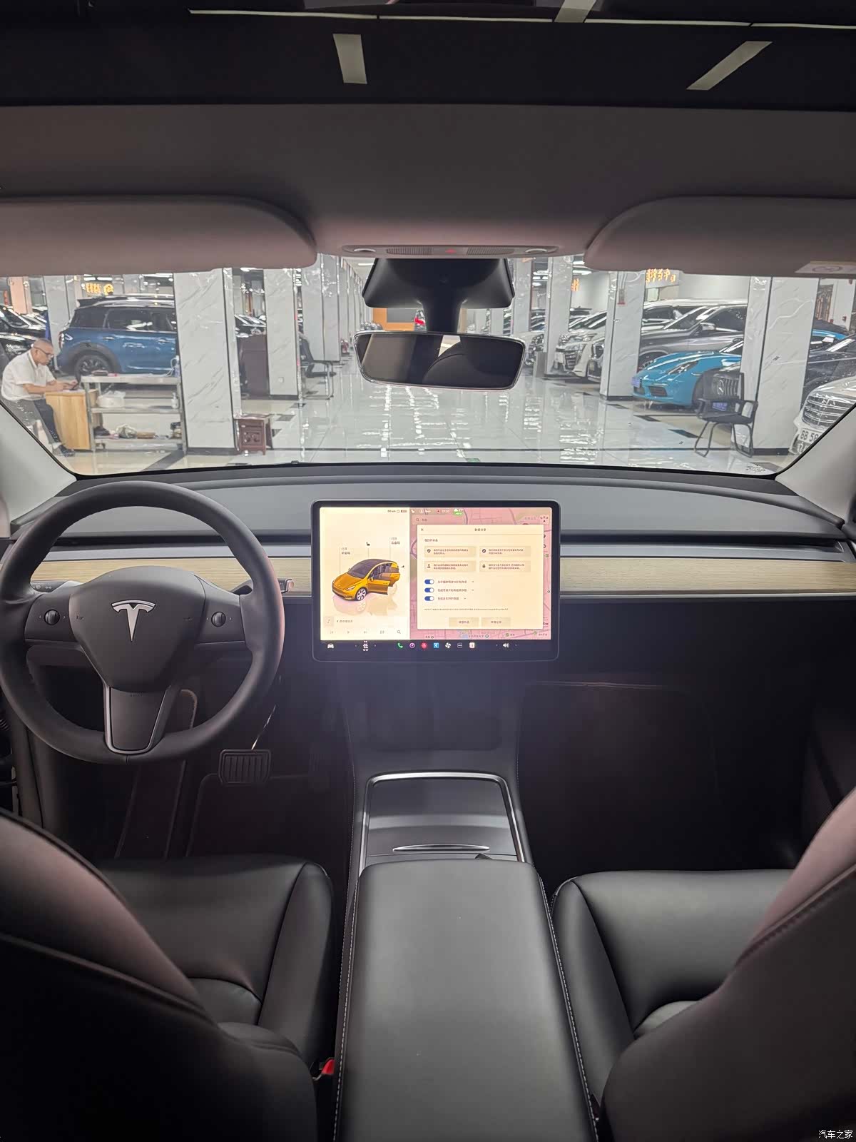 Tesla Model Y, 2023 8