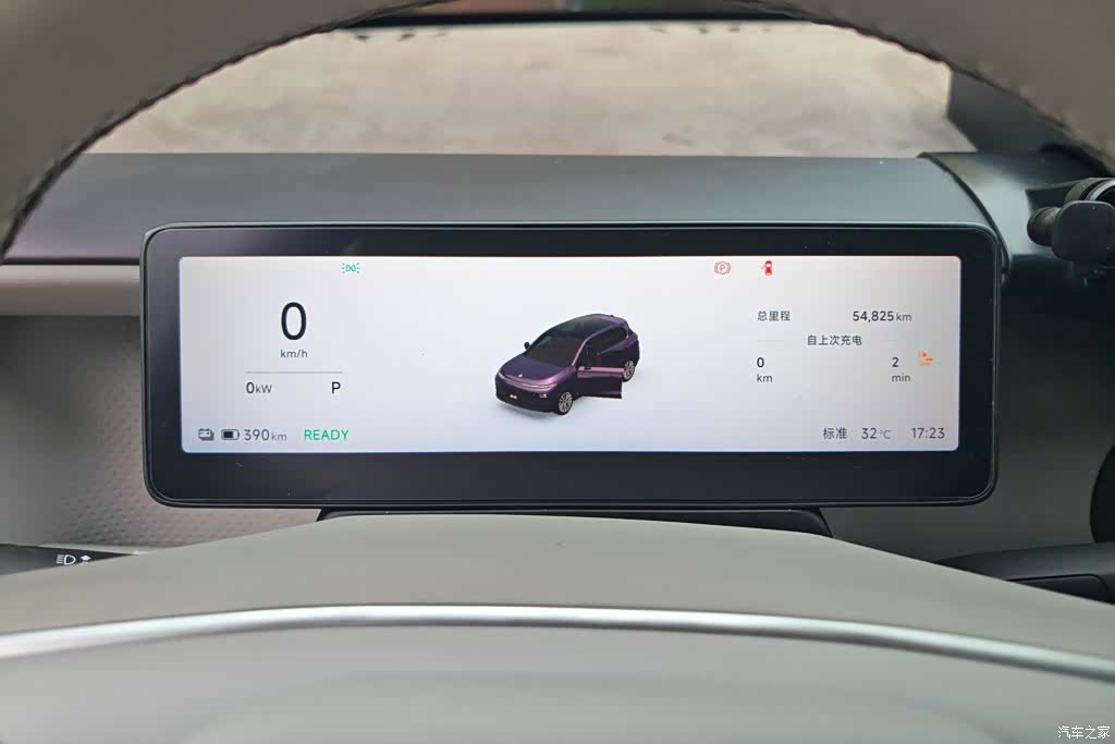 Leapmotor B10, 2025 14