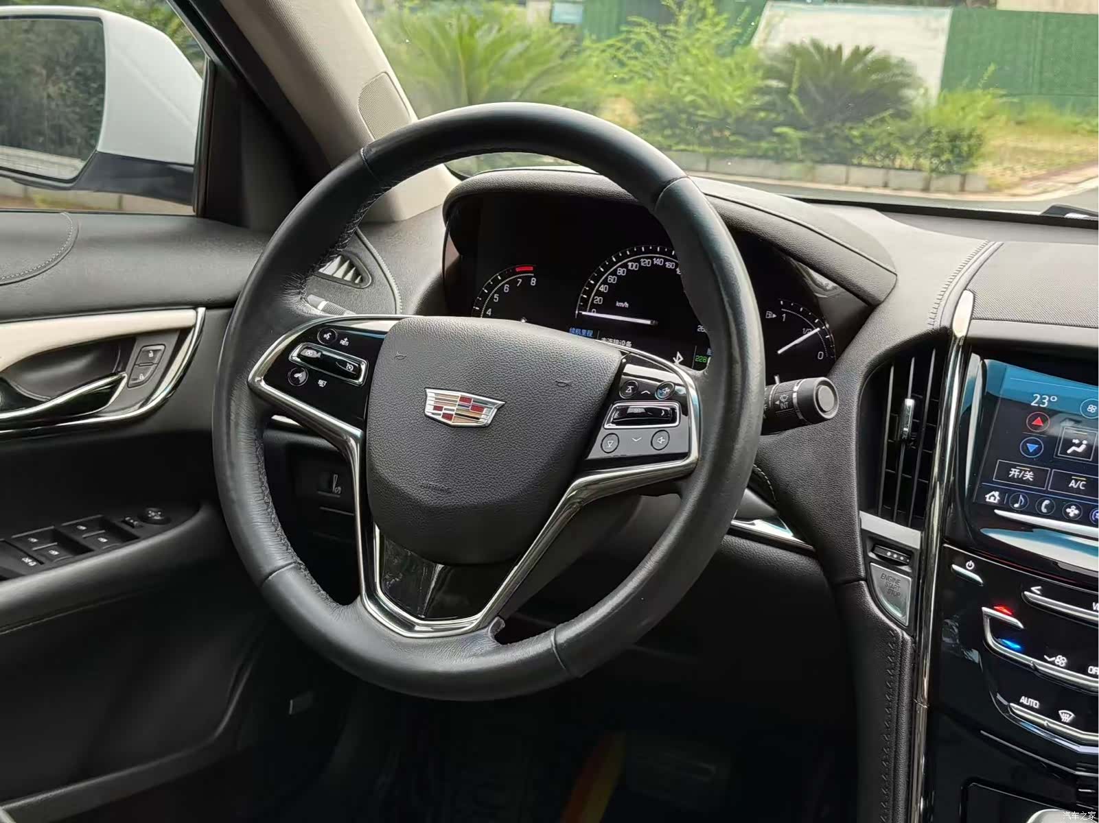 Cadillac ATS-L, 2018 8
