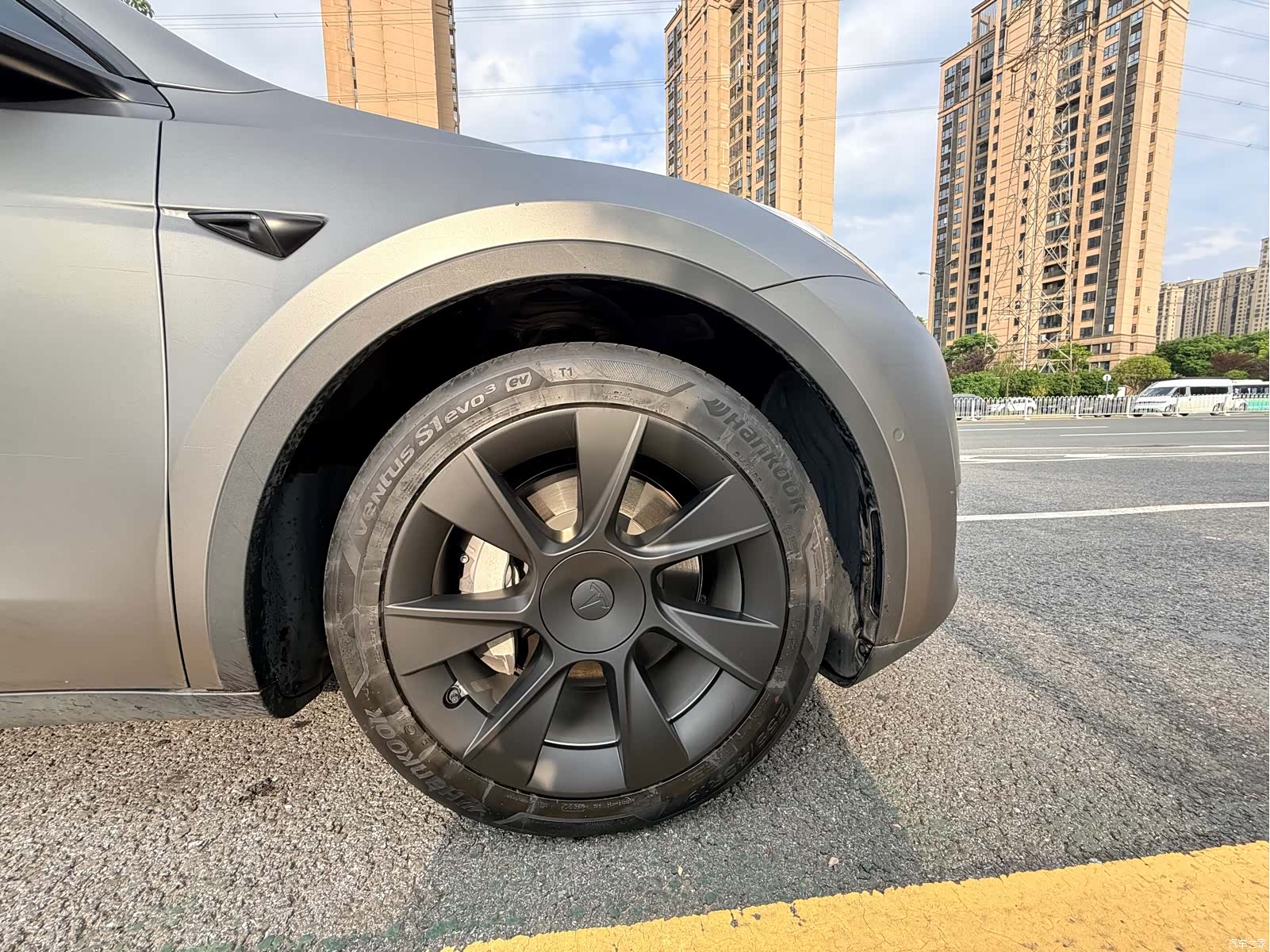 Tesla Model Y, 2022 12